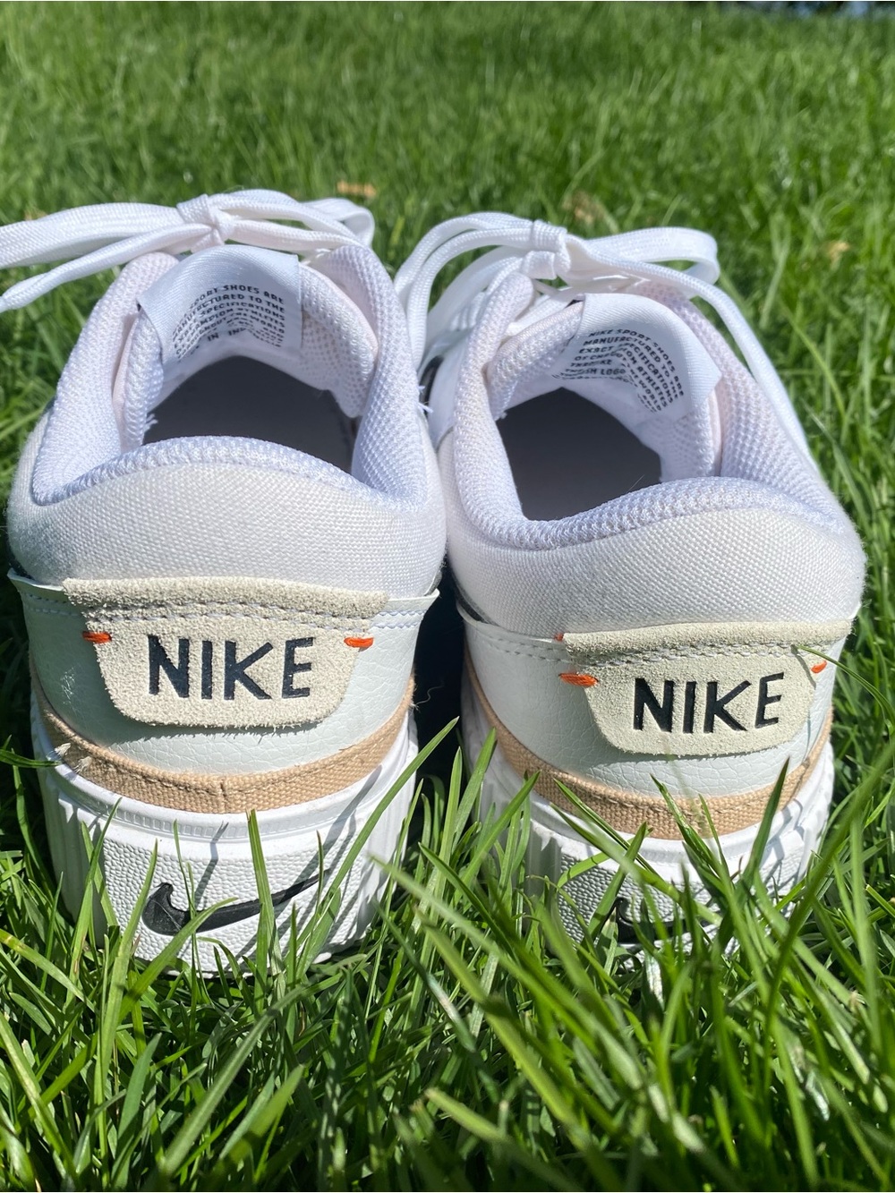 White Nike Court Legacy Lift size 7.5 - Picture 3 of 4